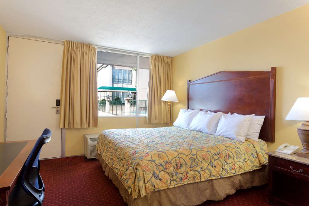 Days Inn By Wyndham Washington Dc/Gateway Номер фото