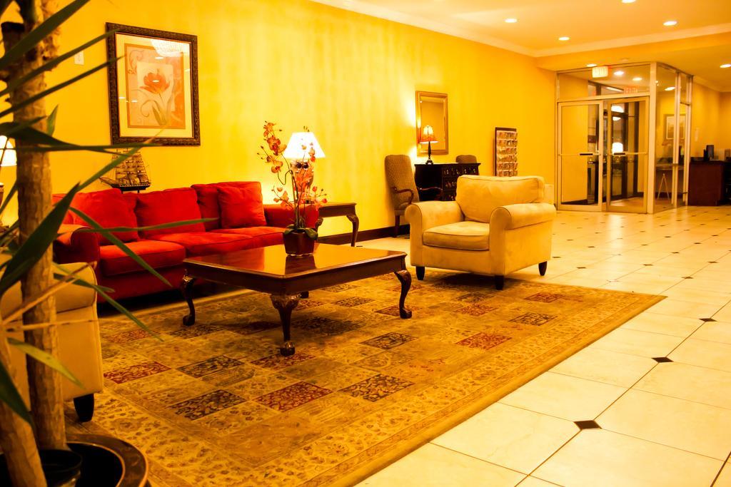 Days Inn By Wyndham Washington Dc/Gateway Экстерьер фото