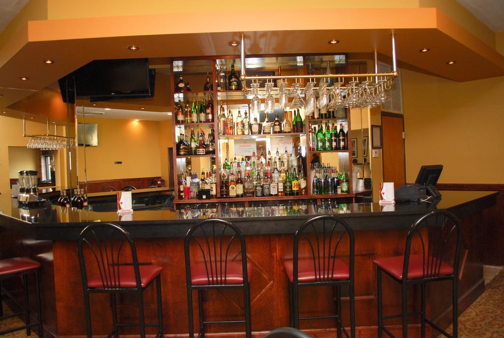 Days Inn By Wyndham Washington Dc/Gateway Экстерьер фото